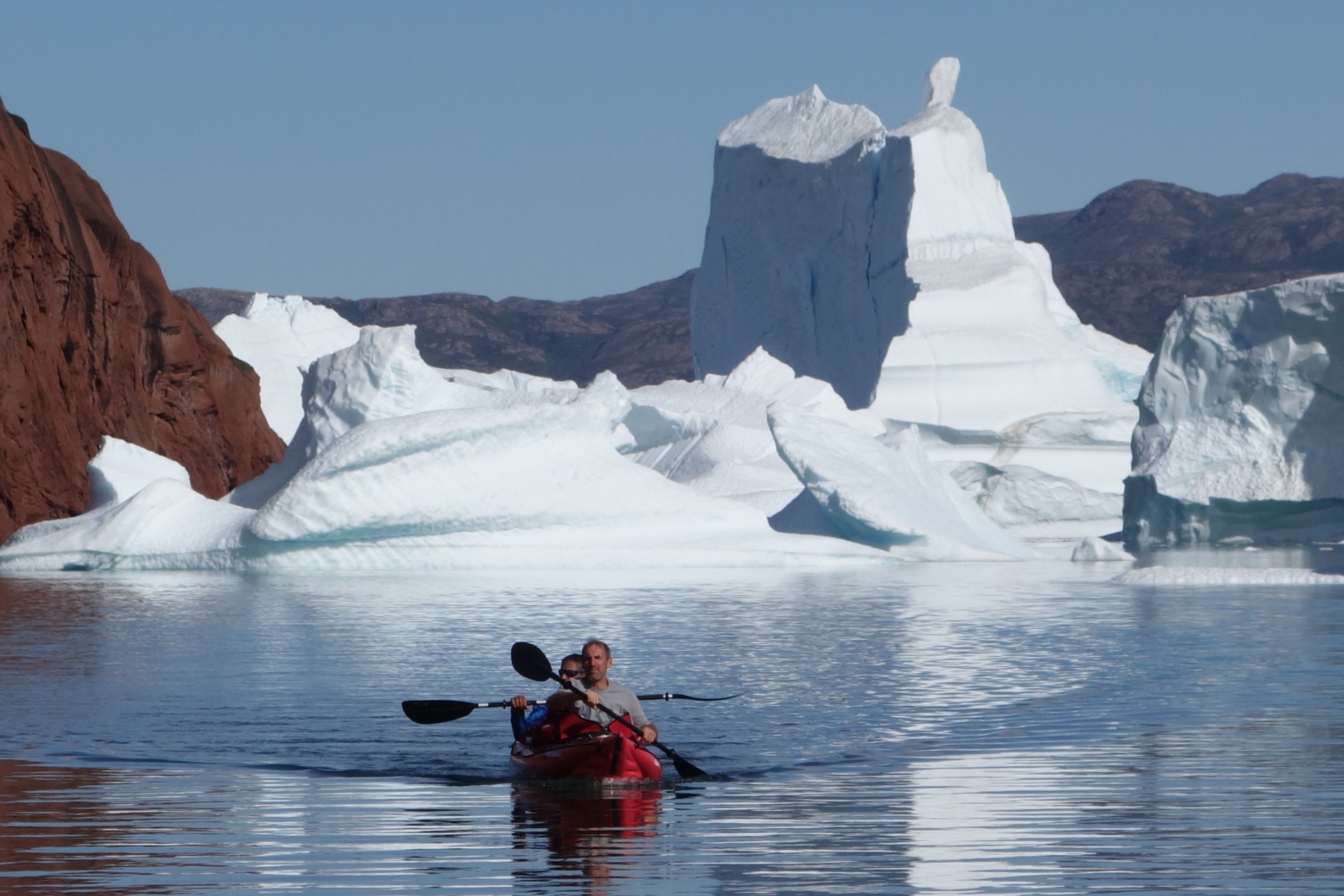 Groenland-Scoresby-iceberg-kayak